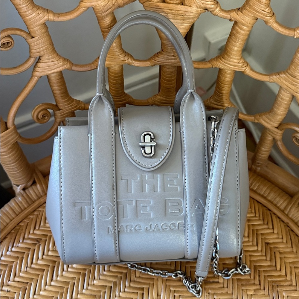 Small Leather Marc Jacobs The Tote